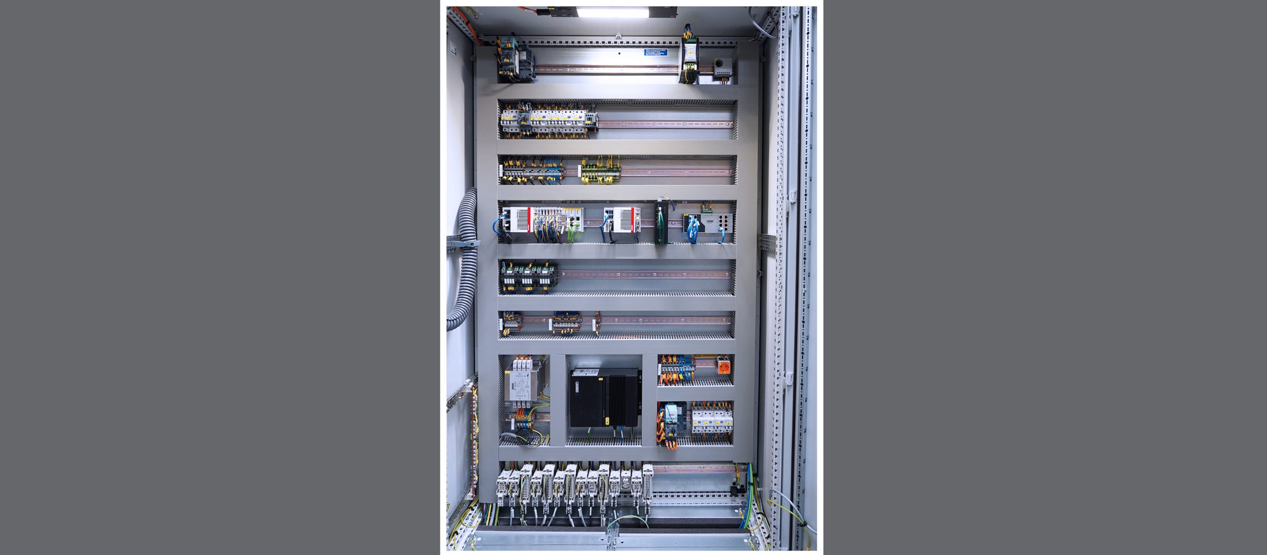 Read more about the article Elektrokonstruktion einer Batteriemontageanlage